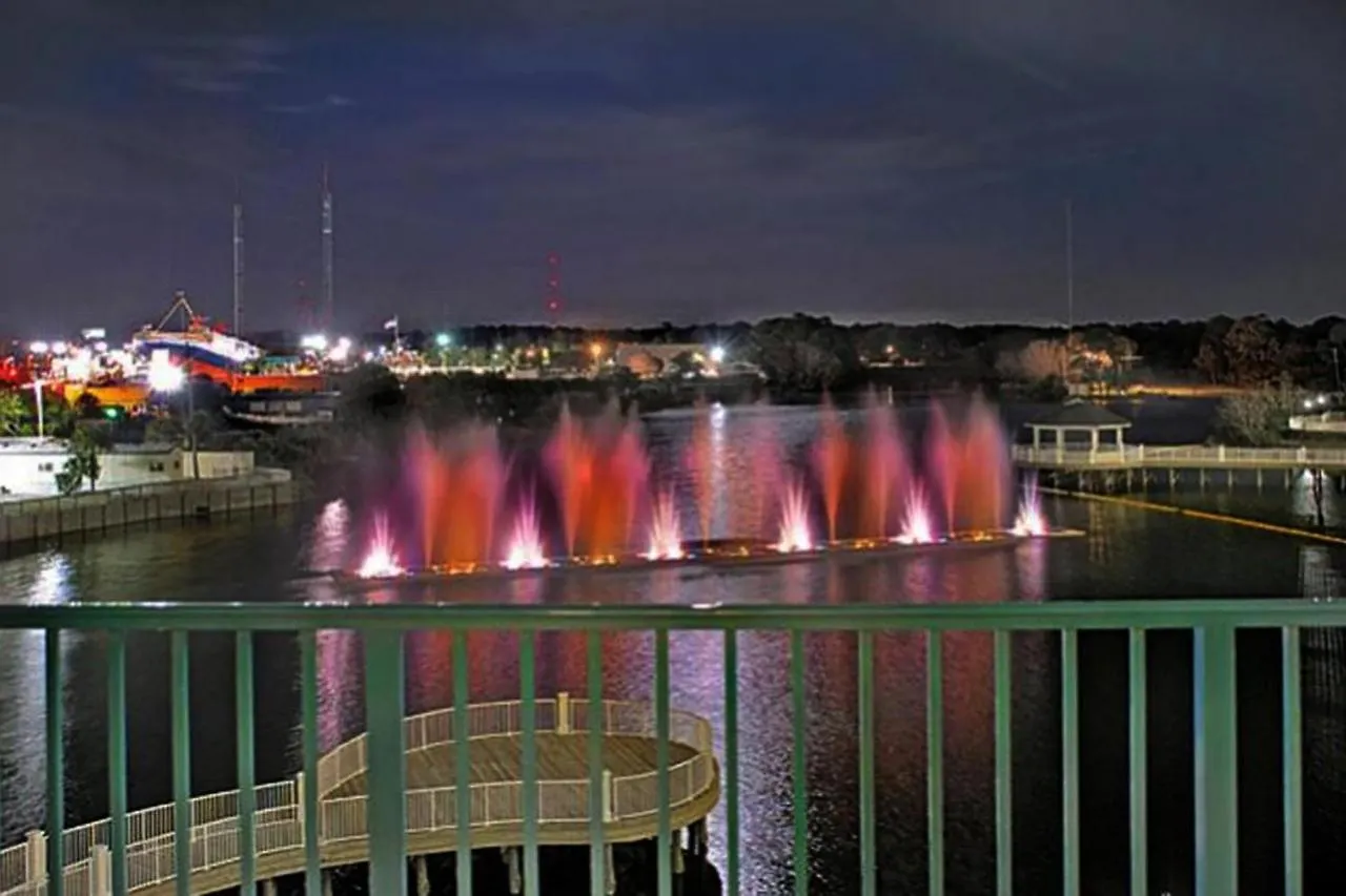 Apartment Laketown Wharf 1326 Panama City Beach